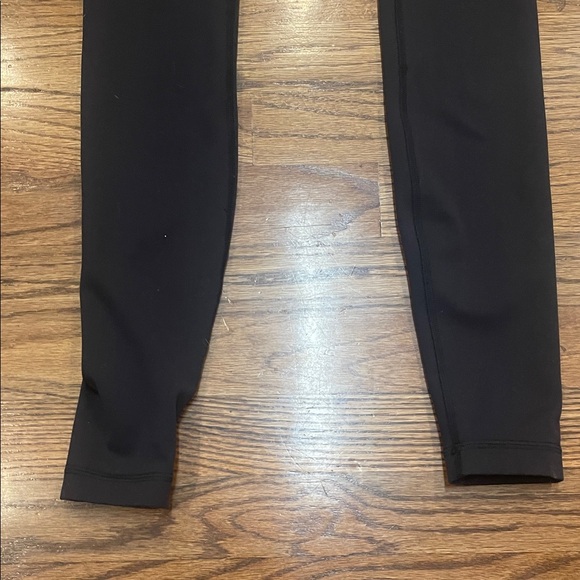 Lululemon High-Waisted Black Leggings size 0 - Picture 4 of 10